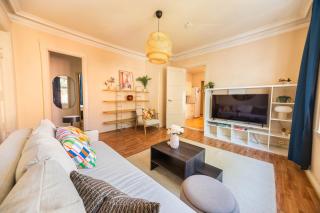 Spacious 4BR near Downtown & Ocean - 9