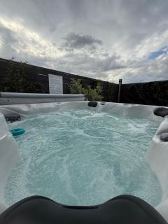 HexHouse Luxury - Floreşti - 1