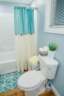 Fully Furnished 1st Floor Retreat - Lewiston - 7