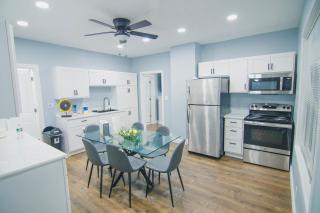 Fully Furnished 1st Floor Retreat - 5