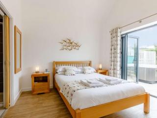 3 Bed in Westward Ho 75539 - Northam - 5