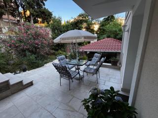 Stone Villa Guesthouse - 4