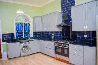 Entire Family home - 2