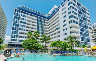 Ocean Front on Fort Lauderdale Beach 2 br Condo Apartment - 9