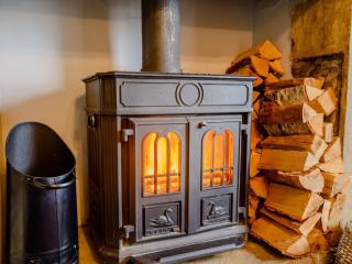 3 Bed in Halifax 90209 - Sowerby Bridge - 6