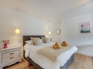 3 Bed in Brixham 90614 - 1