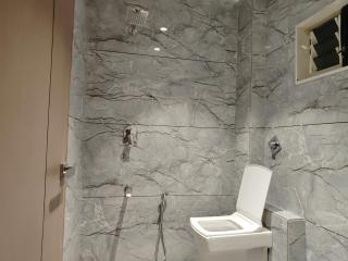 Hotel Airpoint - Ahmedabad - 9