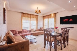 2BR Getaway Near and Seaside Promenade - Casablanca - 9
