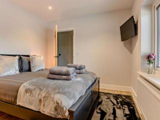 4 Bed in Weybourne 91228 - 1