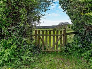 1 Bed in Gower 74221 - Ilston - 8