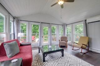 Fish, Relax and Enjoy Lake Views Colonial Beach Gem - Colonial Beach - 0
