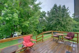 Fish, Relax and Enjoy Lake Views Colonial Beach Gem - 8