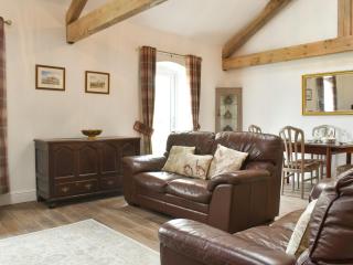 Apple Tree Barn- Uk40791 - 4