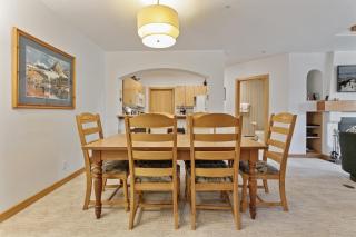 4207 - Two Bedroom Standard Creekside Condominiums condo - 5