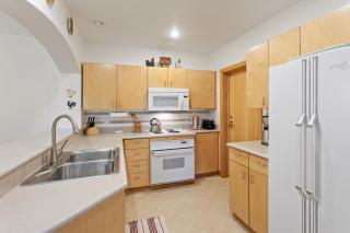 4207 - Two Bedroom Standard Creekside Condominiums condo - Solitude - 1