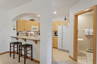 4207 - Two Bedroom Standard Creekside Condominiums condo - 3