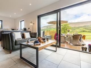 2 Bed in Longtown 79176 - - 4