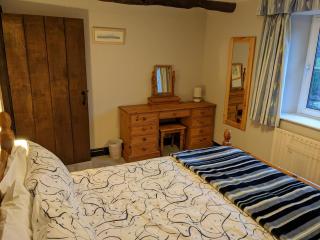 Drumlins Cottage - Gatebeck - 3