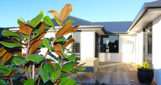 Modern Luxury New Build - Blenheim - 4