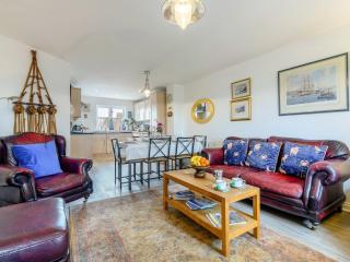 3 Bed in Brixham BX050 - Galmpton - 7
