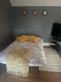 Segais Accommodation - Grove - 9