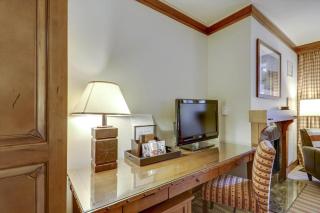 StoweBound at The Lodge at Spruce Peak - Stowe - 8
