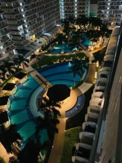 Kathys Crib at Shell Residences - Manila - 4