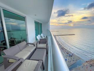 Amanecer frente al mar azul - Descanso 16 - 2
