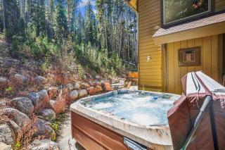 High Point Lodge Home - 9