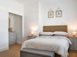 Long John Cottage - Redcar - 2