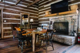 The Senator Cabin - 3