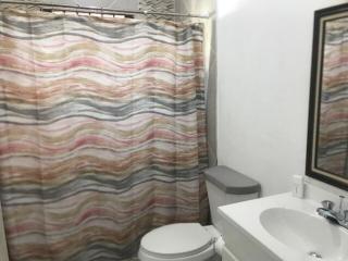 560) Large 4 bedroom with views - 6