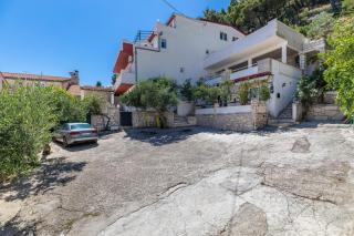 Apartments by the sea Duce, Omis - 2758 - Omiš - 9