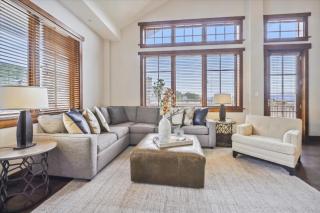 One Ski Hill Place 8424 condo - 8