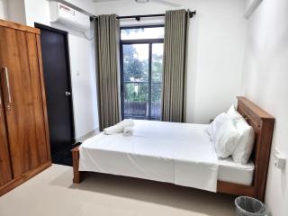 Biyanka's lovely apartment - Sri Jayewardenepura Kotte - 3