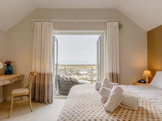4 Bed in Westward Ho 36837 - Northam - 4