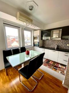 KENT Apartments - 1