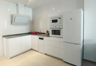 Iceberg Luxury BS51 con Terraza, Parking y Piscina - 4