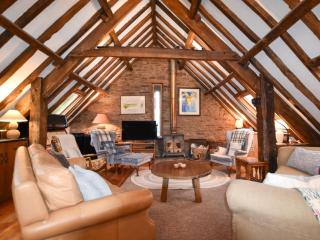 4 Bed in Cantref BN107 - Llanfrynach - 8
