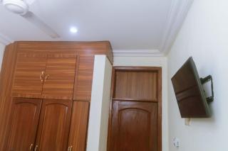 Nest & Nearby - Cozy Studio, 12min From Airport - Accra - 6