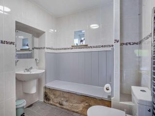 2 Bed in Hartington PK763 - 1