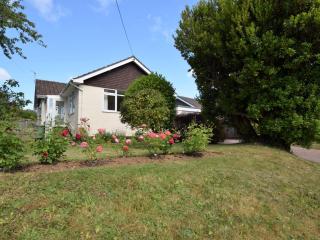 2 Bed in Brighstone IC132 - Brighstone - 0
