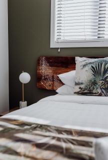 Little Luxe on Revell - 2