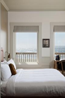 Hotel Sylvia - Newport - 0