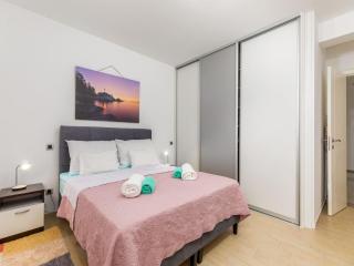 Attic apartment with balcony in Medulin - Medulin - 5