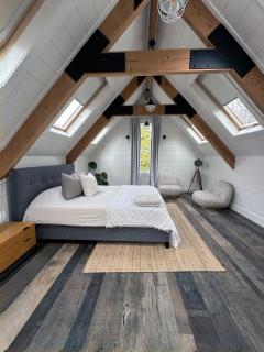 A Majestic Victorian Private Rear Access Quarters - Melbourne - 8