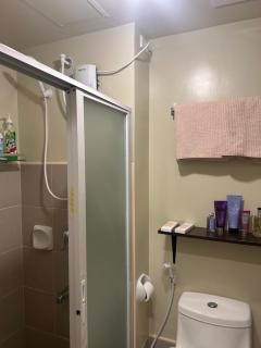 Avida Tower4L21 staycation rm1104 - Iloilo City - 9