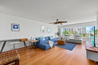 Sleek Oceanside Oasis 1-Bedroom CS condo - Honolulu - 5