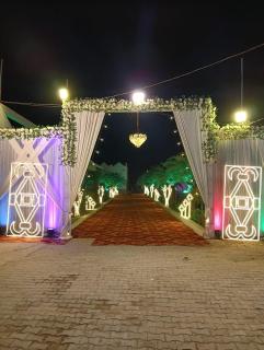 Varda Resort - Buxar - 8