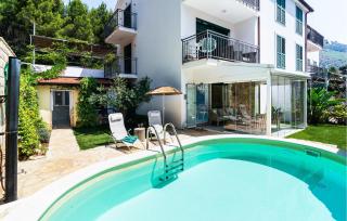 Two-Bedroom Apartment In Ivan Dolac - 9